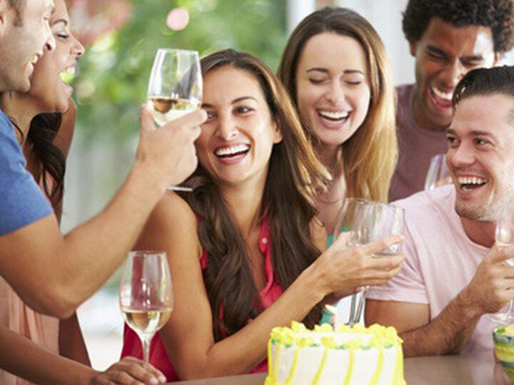 Mensajes «Aniversarios», Mensajes «Celebraciones», Mensajes «Felicitaciones» y Mensajes «Cumpleaños»Vinos Premium «Aniversarios», Vinos Premium «Celebraciones», Vinos Premium «Felicitaciones» y Vinos Premium «Cumpleaños»Frases con mensajes «Aniversarios», Frases con mensajes «Celebraciones», Frases con mensajes «Felicitaciones» y Frases con mensajes «Cumpleaños» WALKING ON THE WINE SIDE®