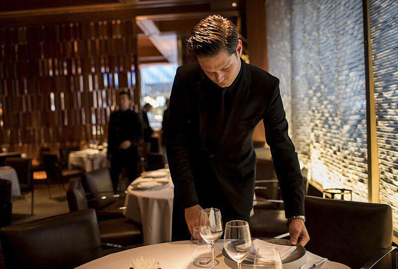 Restaurants. «Avec toi ça donne envie de tout vivre» Édition Premium MBS® Réserve